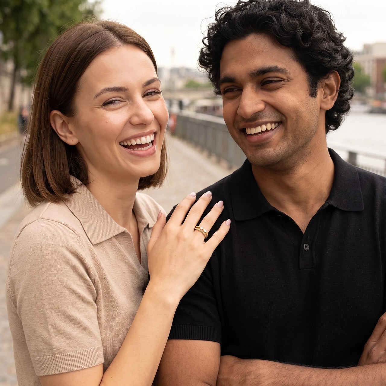 Butterfly ring — worn by a couple, gold | SKU: lepapillon