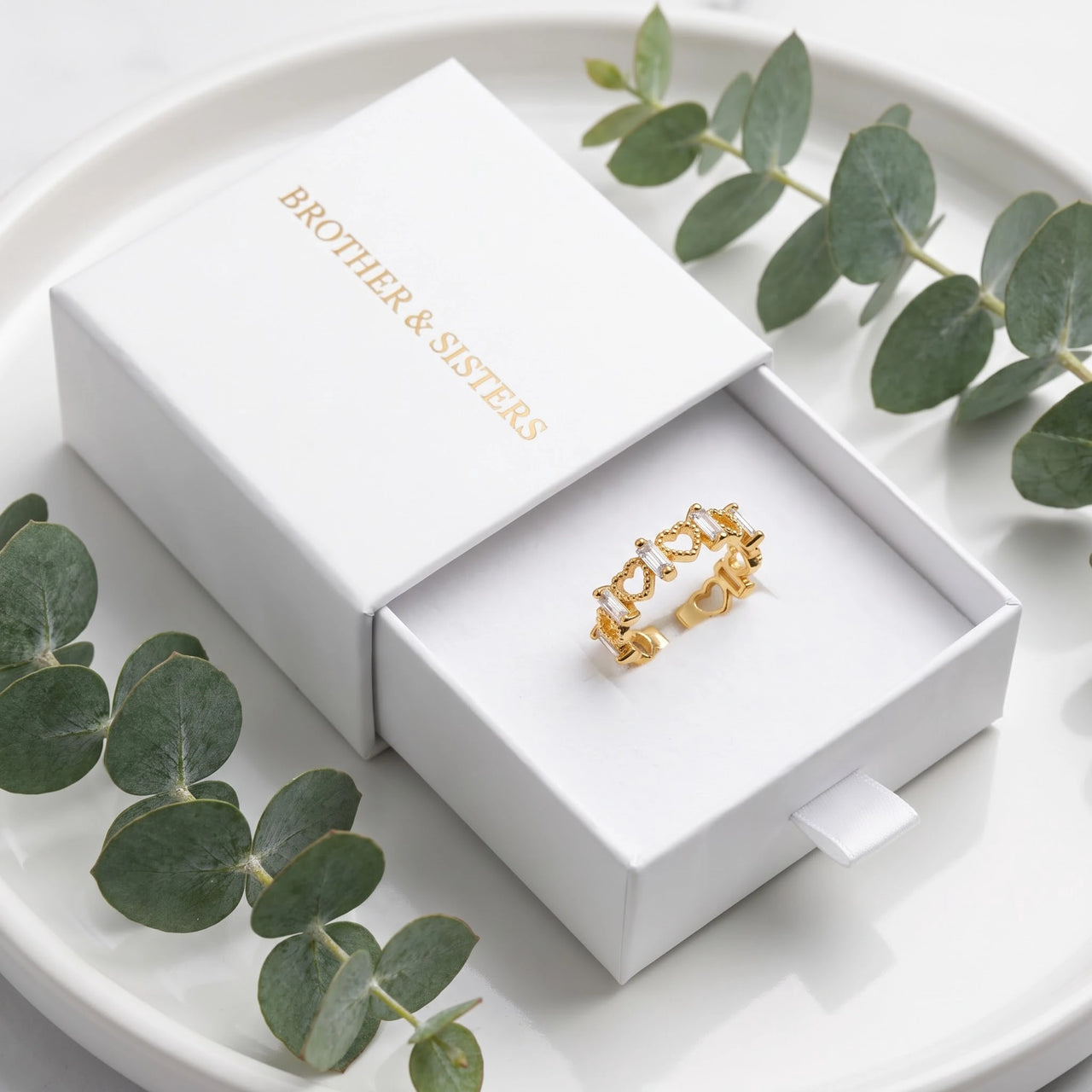 Gold heart ring — in the gift box, gold | SKU: lescoeurs