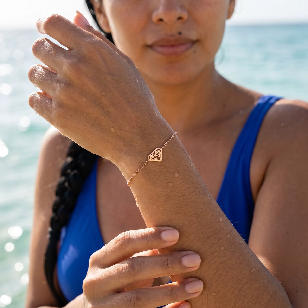 Diamond shape bracelet — worn in the water, waterproof, rose gold | SKU: 11662607-rose-gold